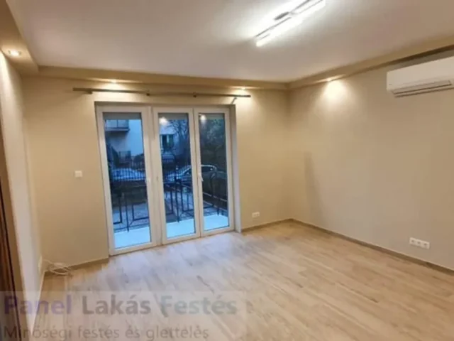 erkelyajtos-szoba-festes